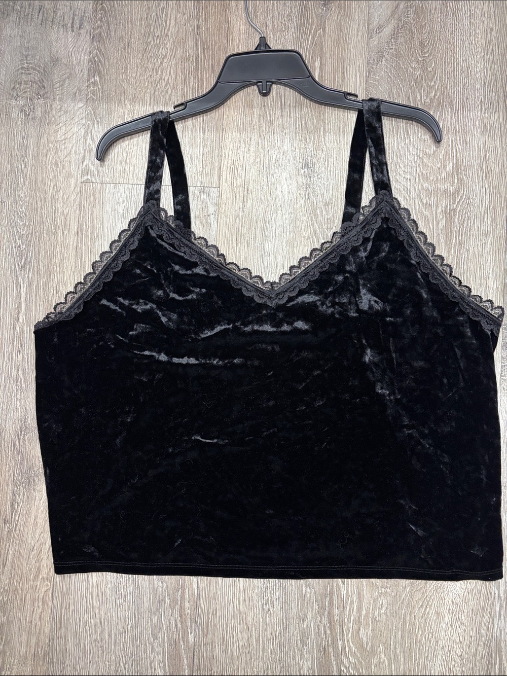 Hot Topic Black Velvet Lace-Trim Cami Top